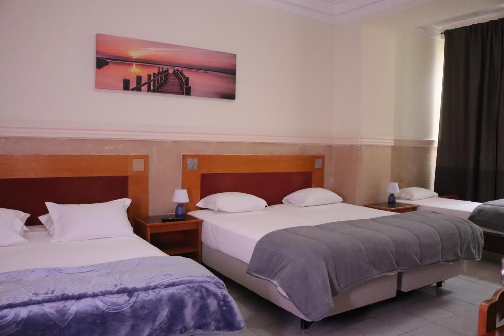 Midis - Local Accommodation Lissabon Buitenkant foto