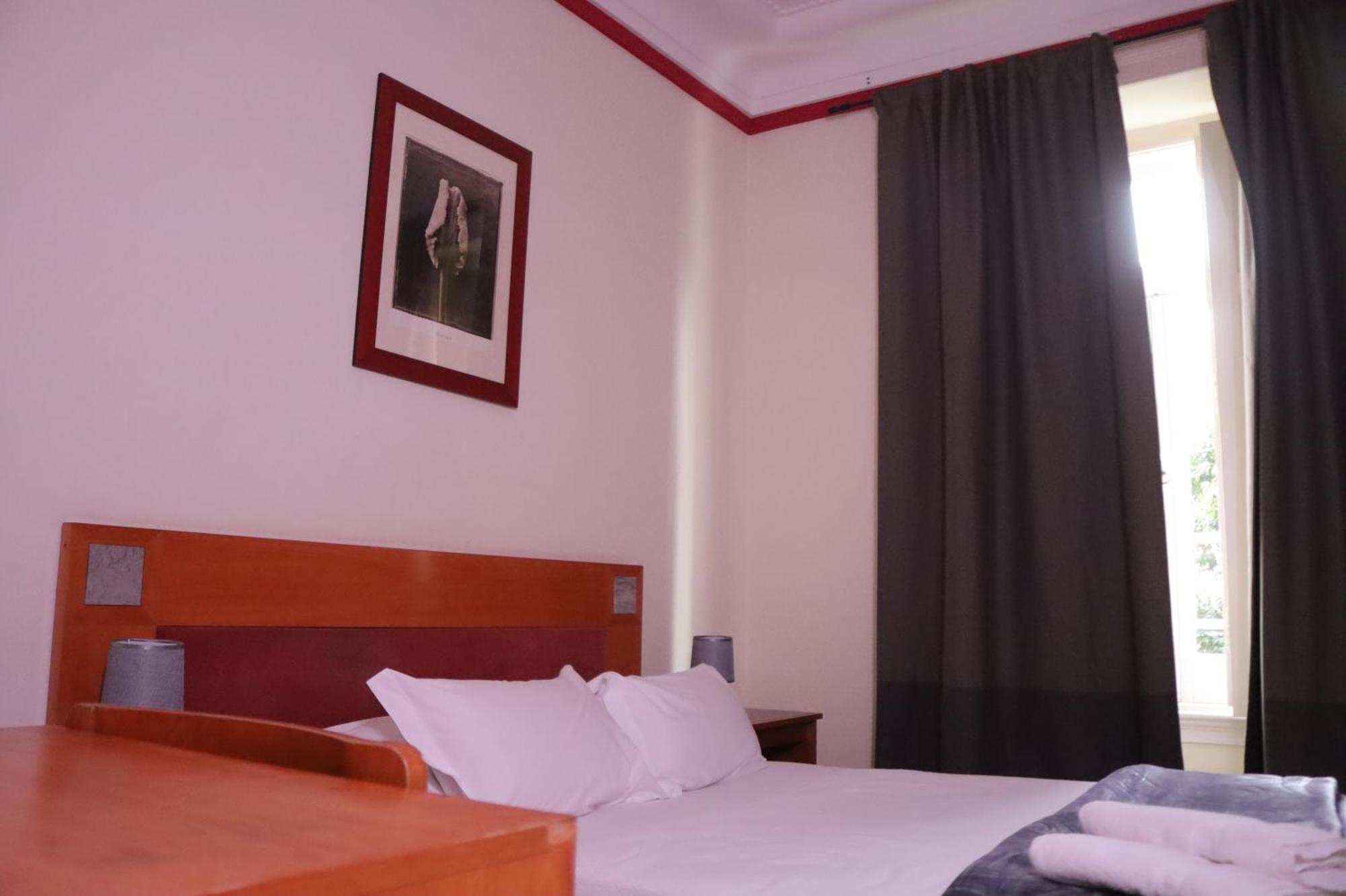 Midis - Local Accommodation Lissabon Buitenkant foto