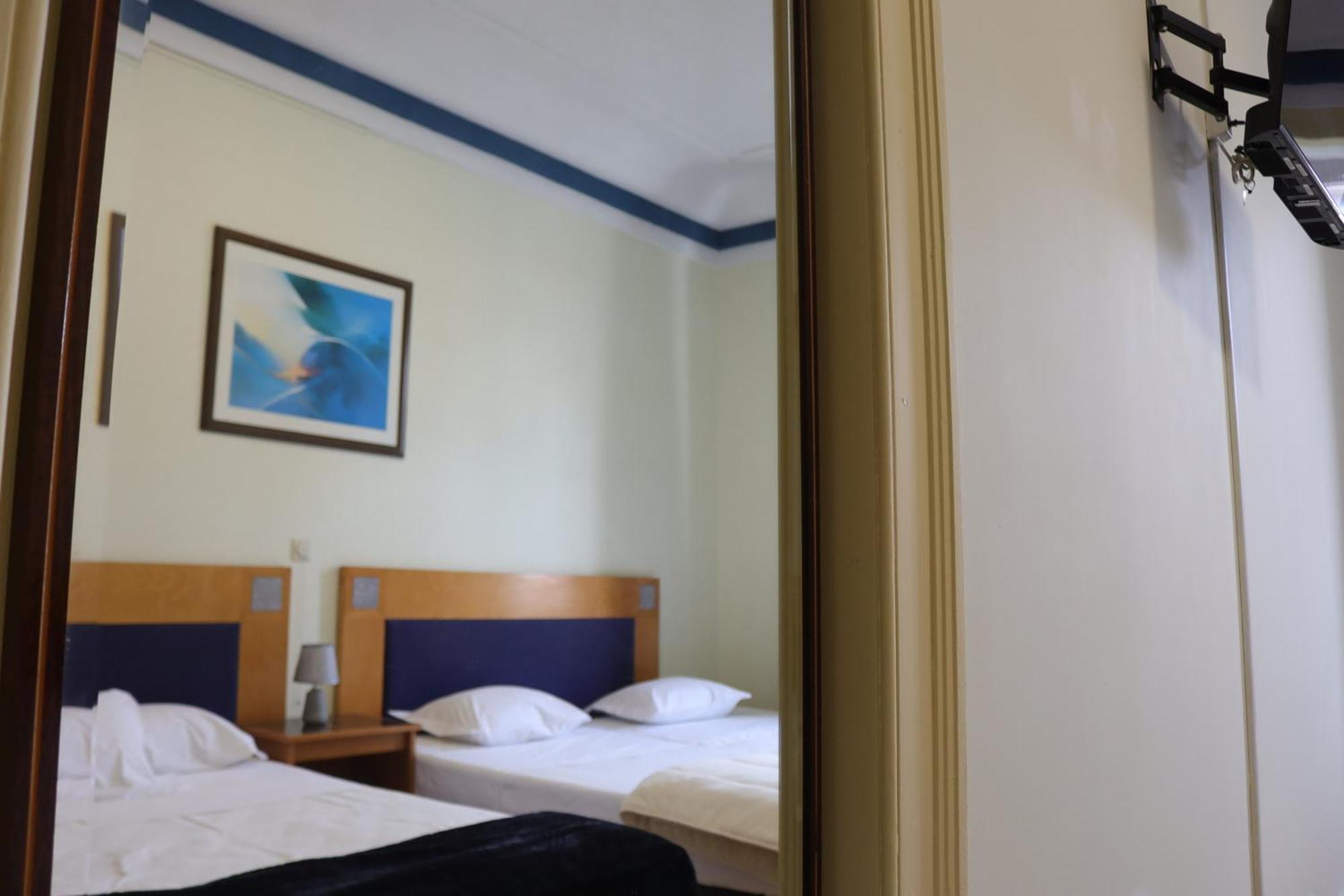 Midis - Local Accommodation Lissabon Buitenkant foto