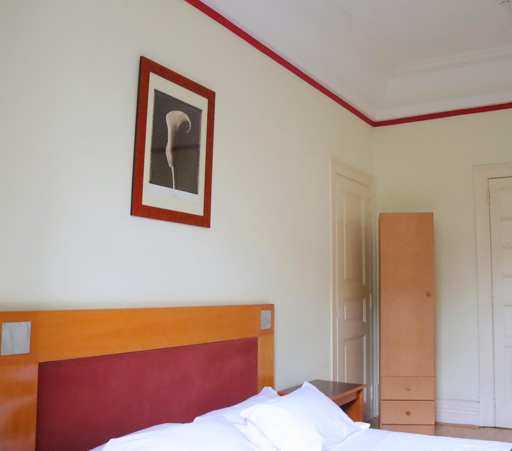 Midis - Local Accommodation Lissabon Buitenkant foto