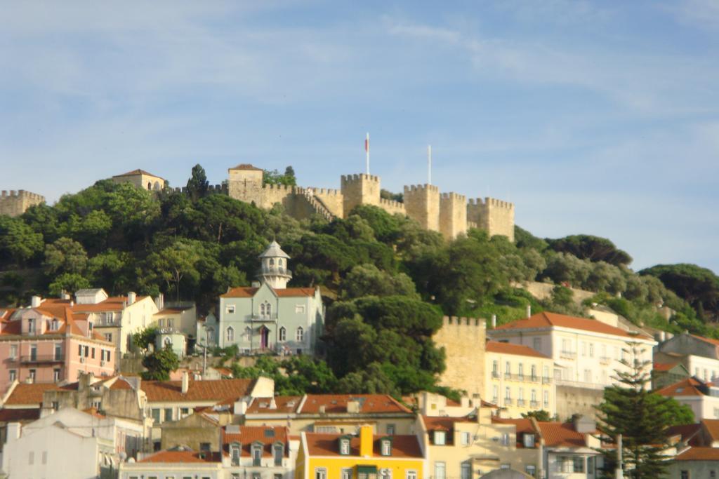 Midis - Local Accommodation Lissabon Buitenkant foto