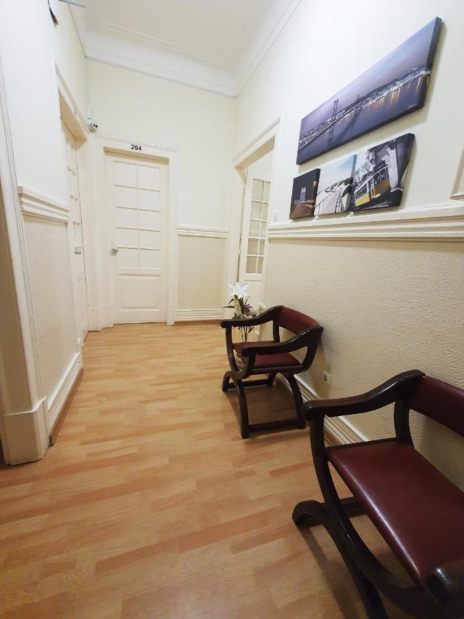 Midis - Local Accommodation Lissabon Buitenkant foto