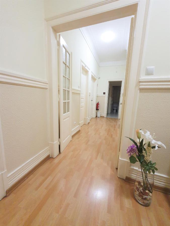 Midis - Local Accommodation Lissabon Buitenkant foto